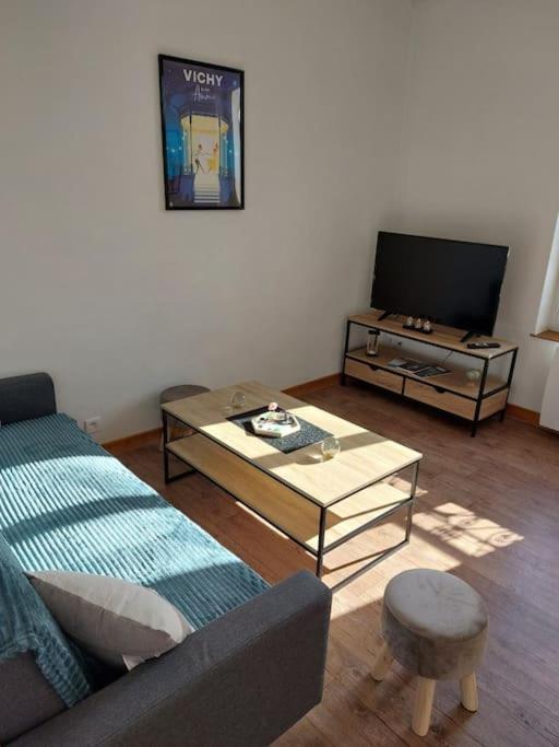 Appartement Proche Des Parcs ヴィシー エクステリア 写真